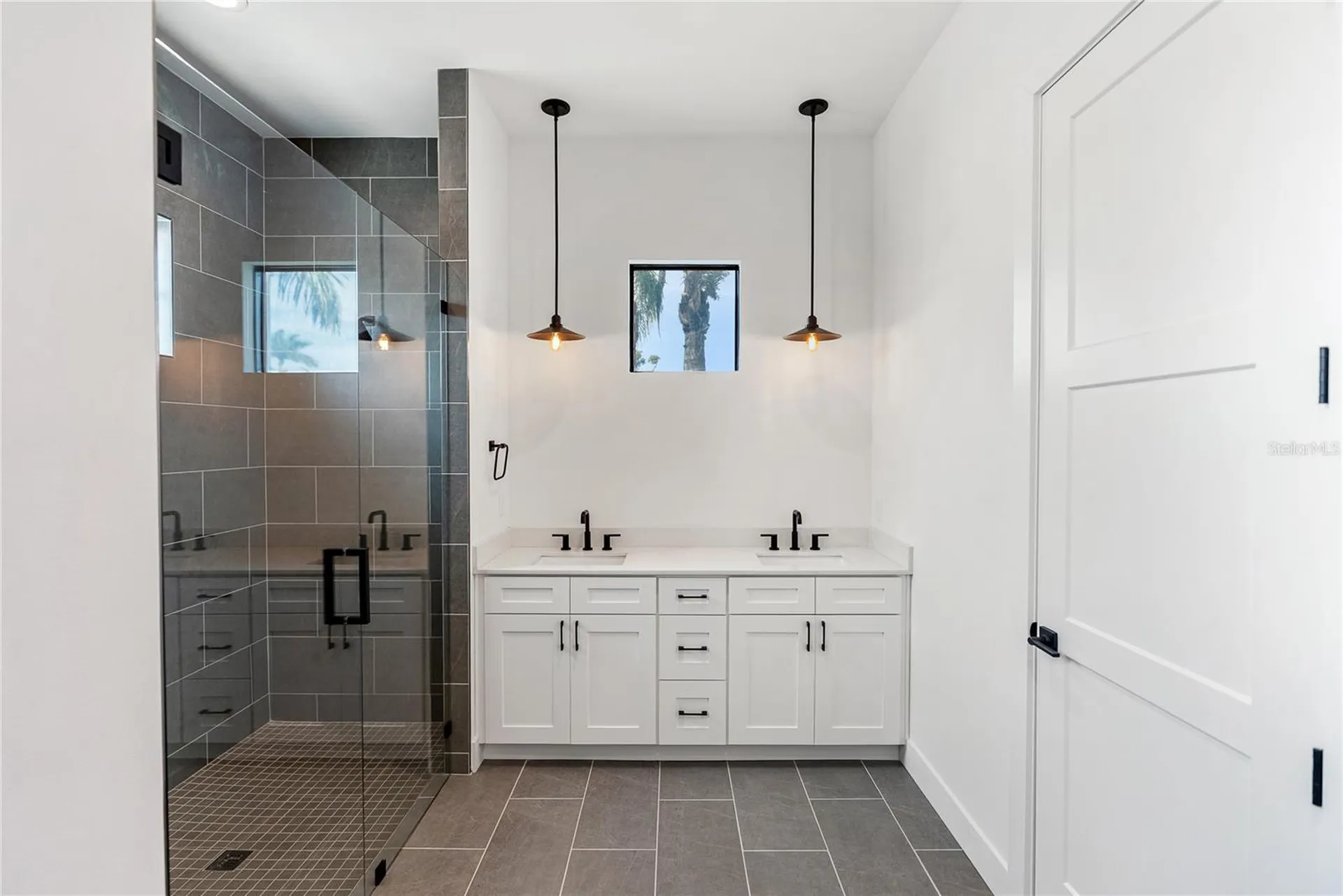 569 Bayview Drive Longboat Key FL 34228