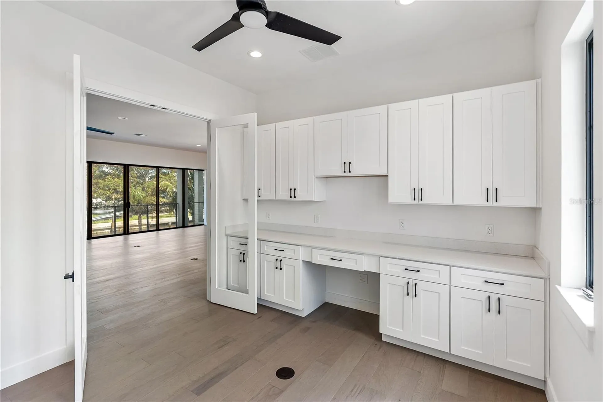 569 Bayview Drive Longboat Key FL 34228