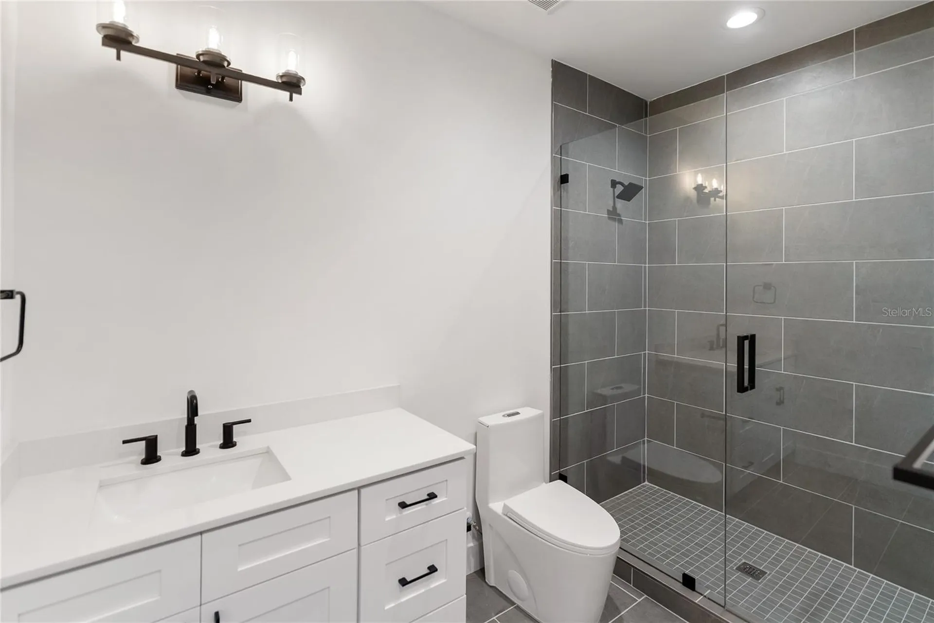 569 Bayview Drive Longboat Key FL 34228