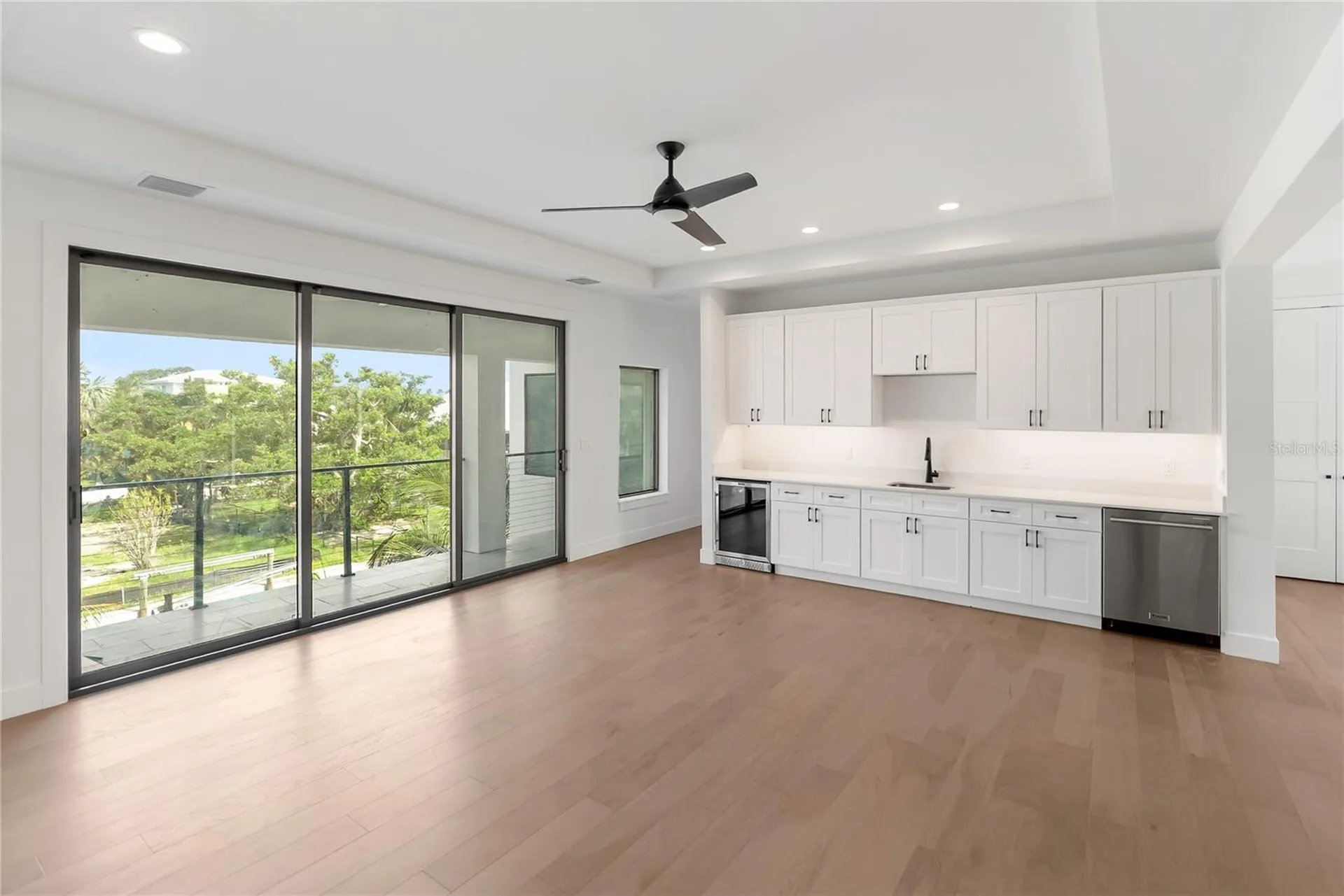 569 Bayview Drive Longboat Key FL 34228