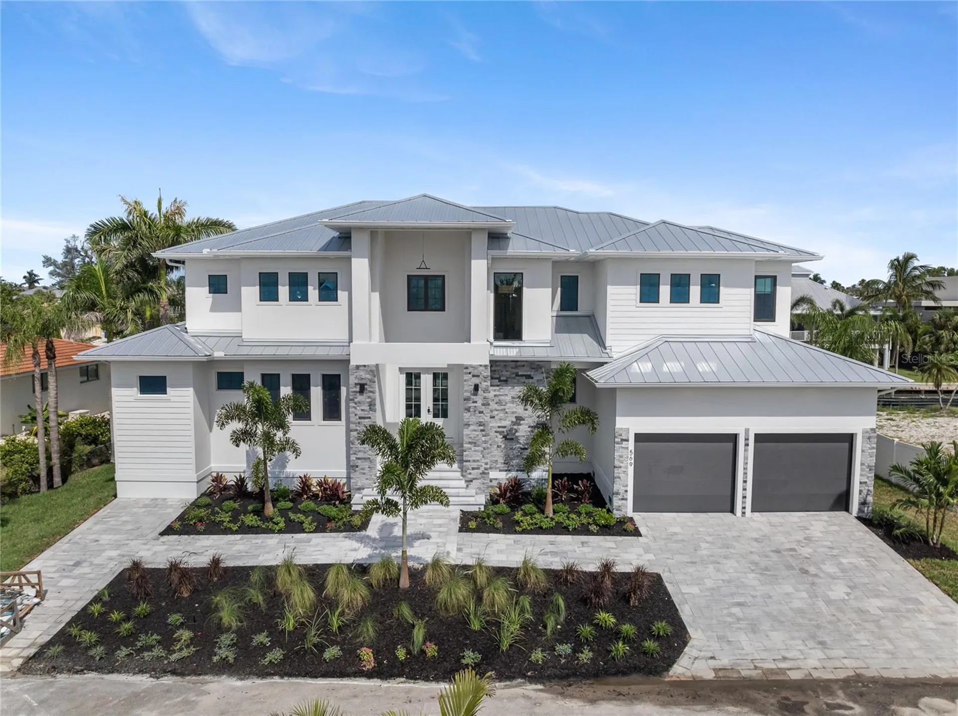 569 Bayview Drive Longboat Key FL 34228