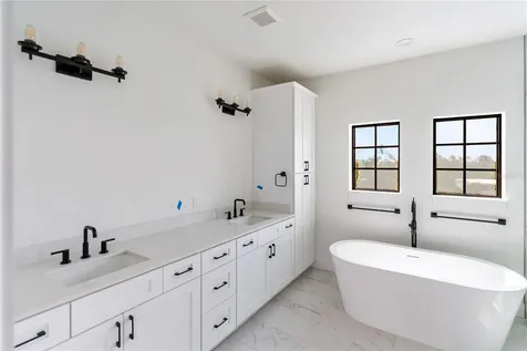 569 Bayview Drive Longboat Key FL 34228