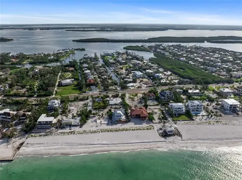 569 Bayview Drive Longboat Key FL 34228