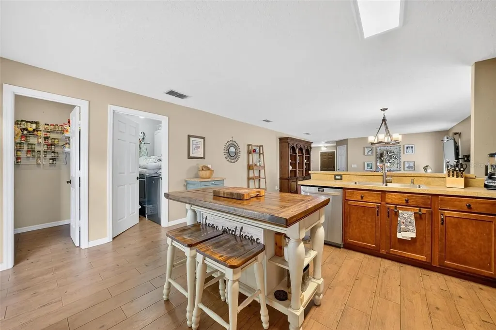 520 Windrose Drive Orlando FL 32824