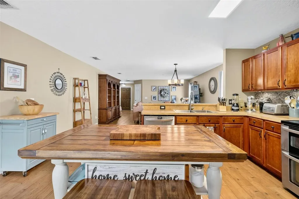 520 Windrose Drive Orlando FL 32824
