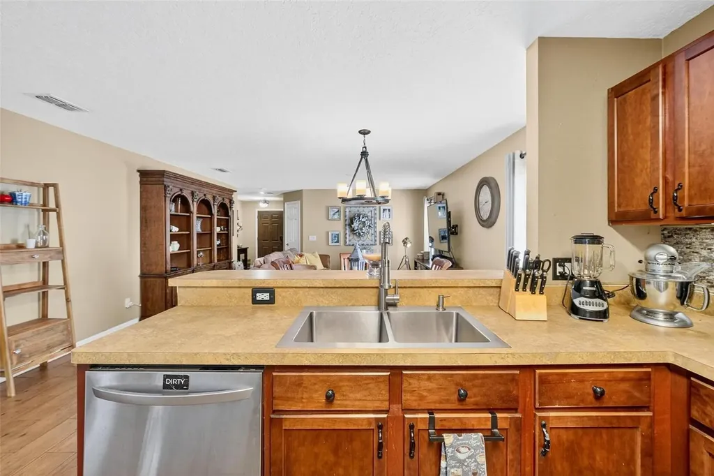 520 Windrose Drive Orlando FL 32824