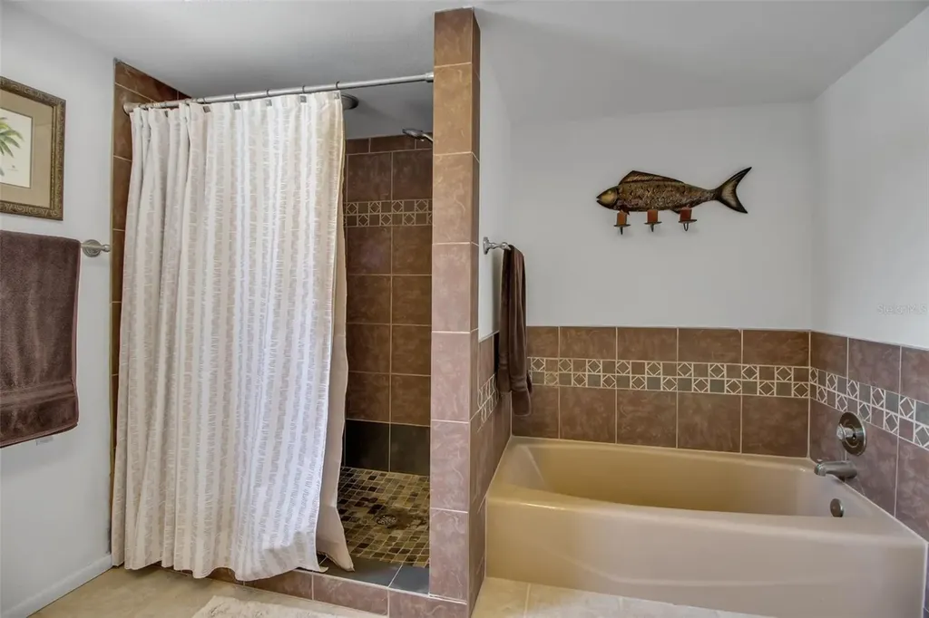 6700 Shetland Way Sarasota FL 34241