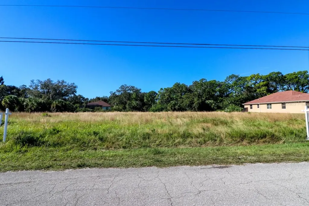 Lot 7 Ventura Street North Port FL 34287