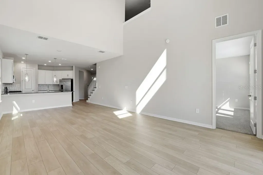 811 Steel Drive Apollo Beach FL 33572