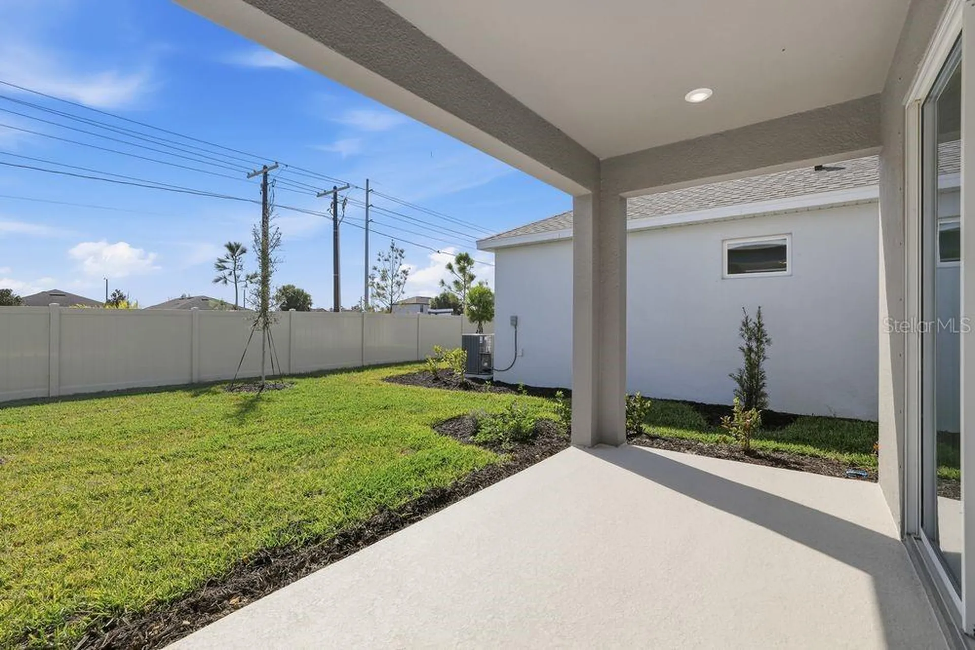 811 Steel Drive Apollo Beach FL 33572