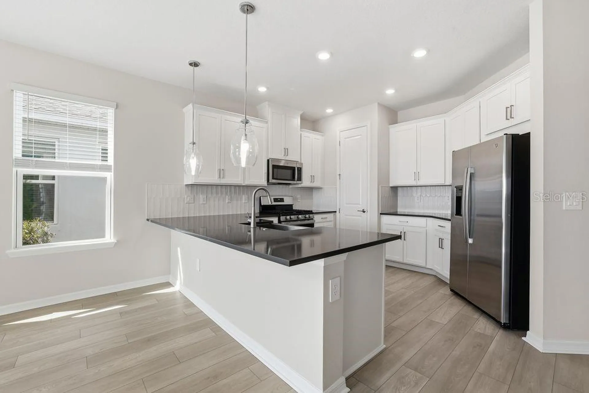 811 Steel Drive Apollo Beach FL 33572