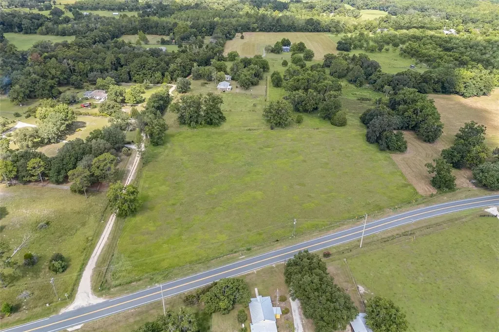 116 Perry Road Hawthorne FL 32640
