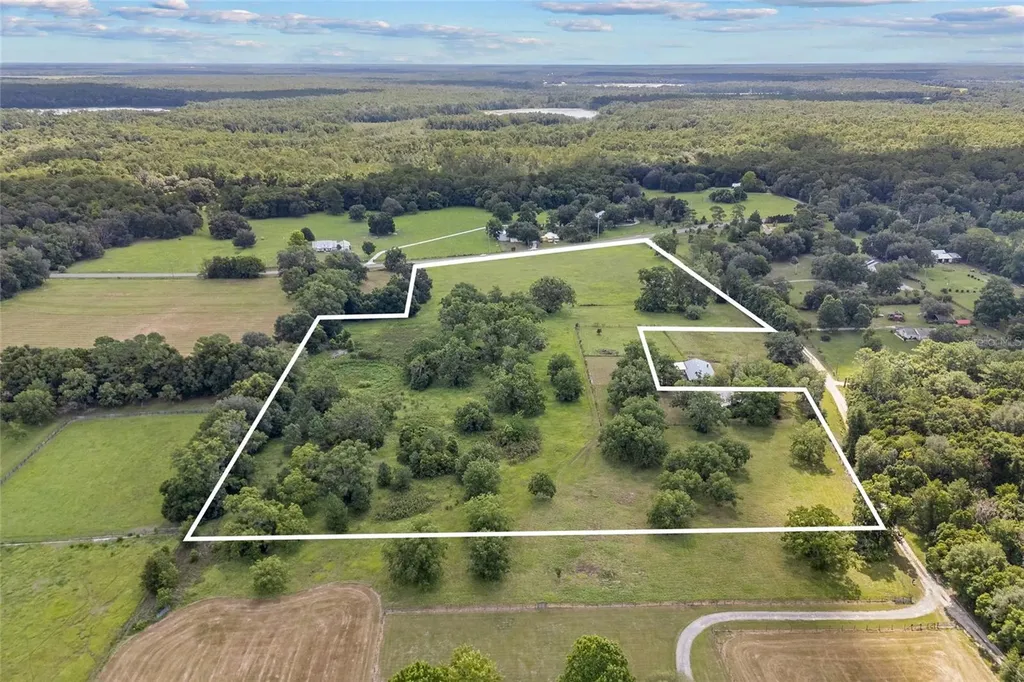 116 Perry Road Hawthorne FL 32640