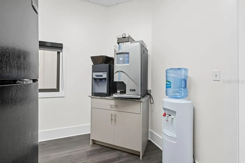 325 Mears Boulevard Oldsmar FL 34677