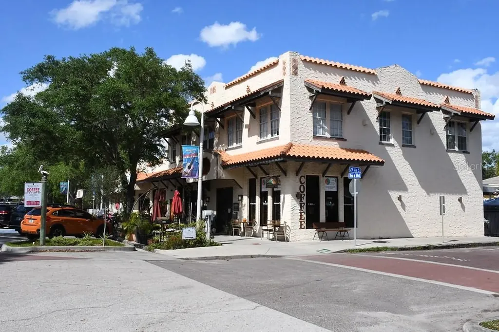 5416 Delette Avenue S St Petersburg FL 33707