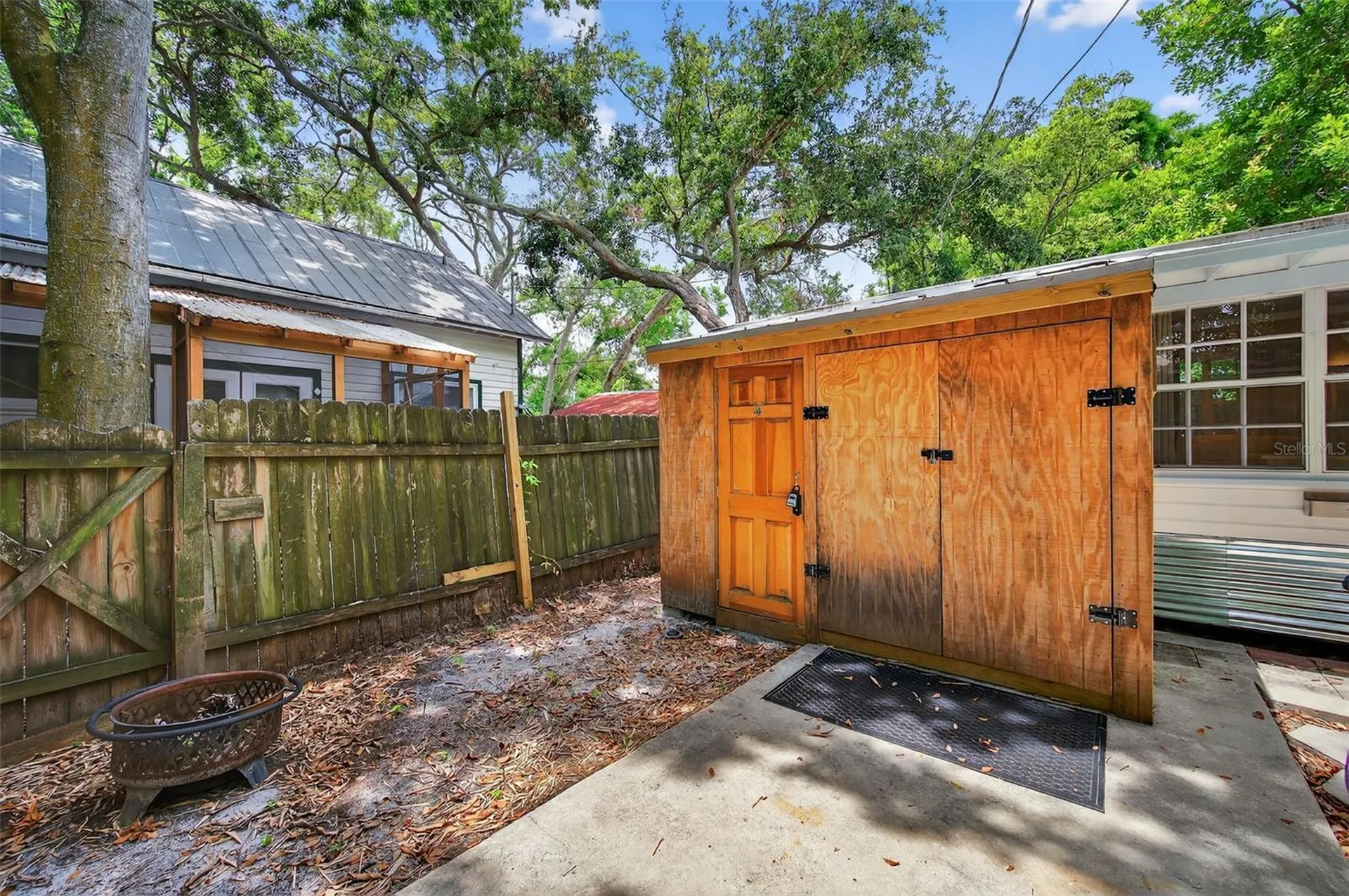 5416 Delette Avenue S St Petersburg FL 33707