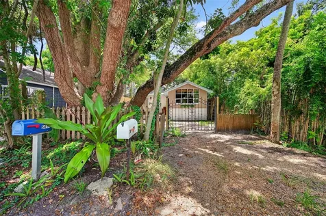5416 Delette Avenue S St Petersburg FL 33707