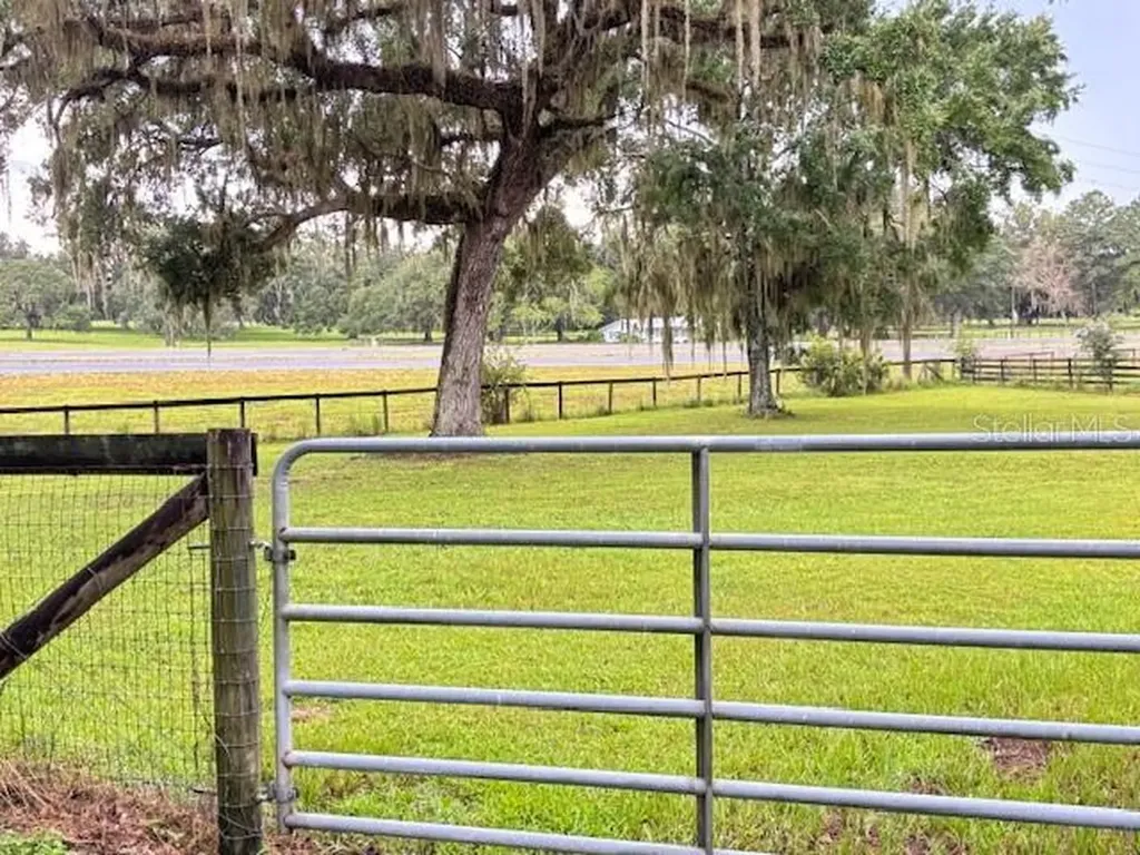 11105 N Us Highway 27 Ocala FL 34482