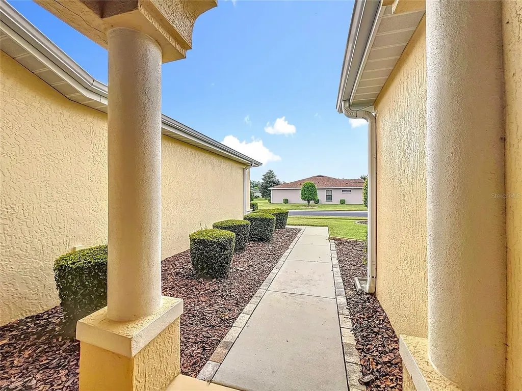 16052 SW 15th Court Ocala FL 34473