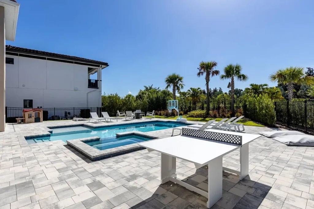 1063 Jack Nicklaus Court Kissimmee FL 34747