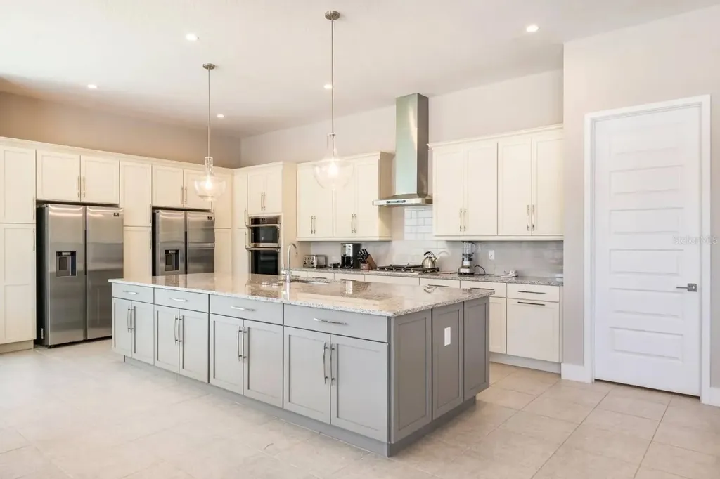 1063 Jack Nicklaus Court Kissimmee FL 34747