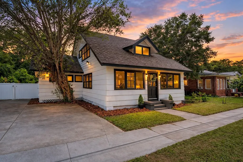214 E 18th Street Sanford FL 32771