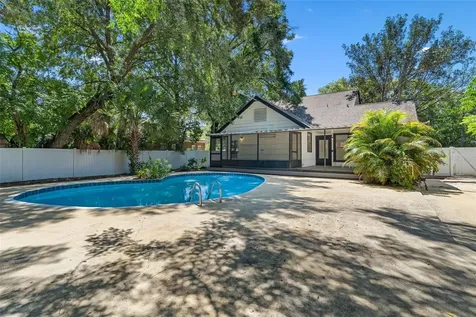 214 E 18th Street Sanford FL 32771