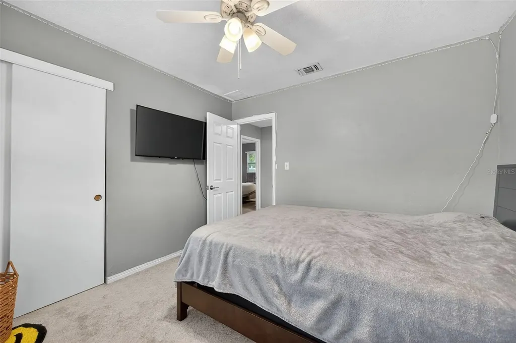300 Davison Avenue NE St Petersburg FL 33703