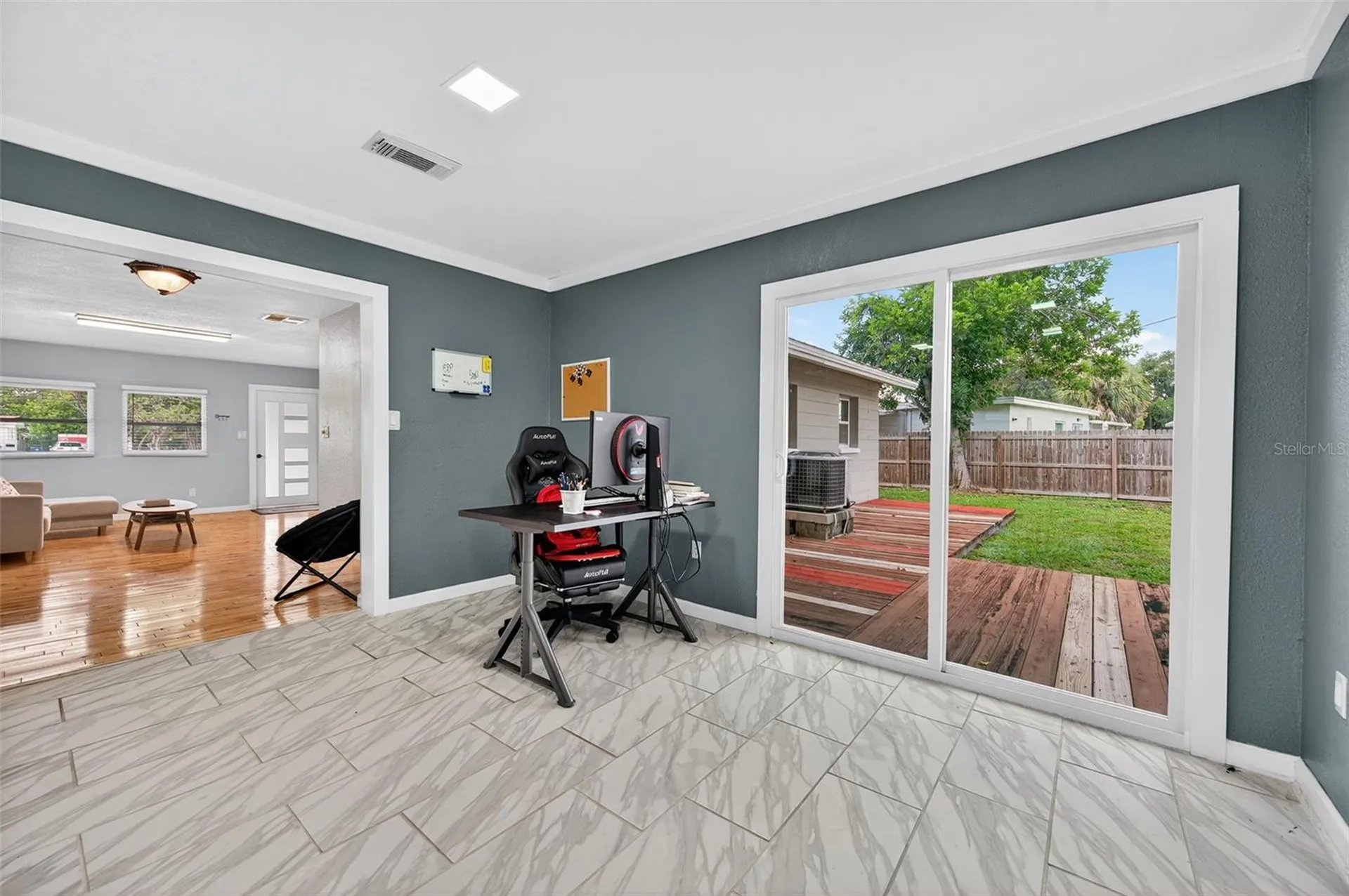 300 Davison Avenue NE St Petersburg FL 33703