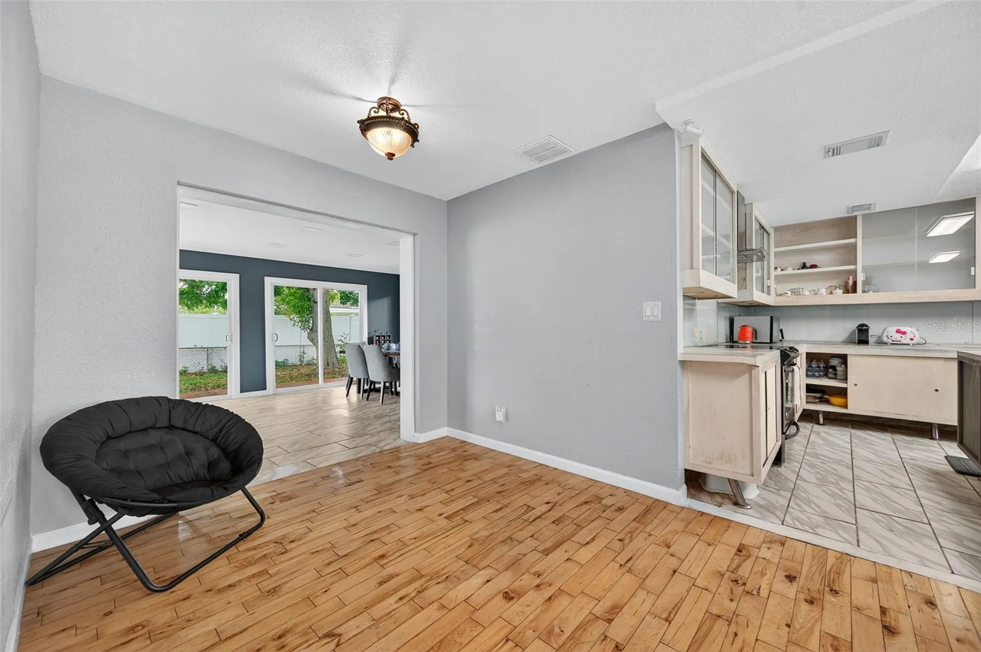 300 Davison Avenue NE St Petersburg FL 33703