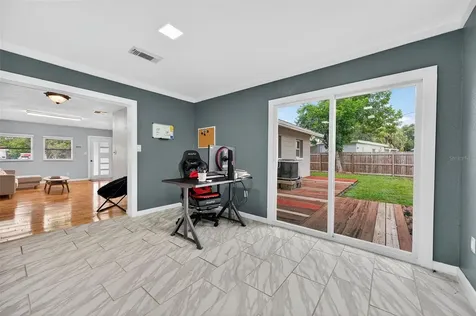300 Davison Avenue NE St Petersburg FL 33703