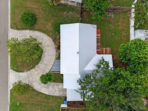 300 Davison Avenue NE St Petersburg FL 33703
