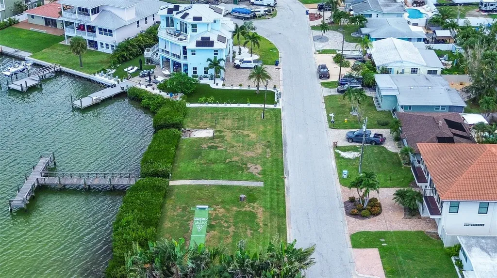 725 Sunset Cove Madeira Beach FL 33708
