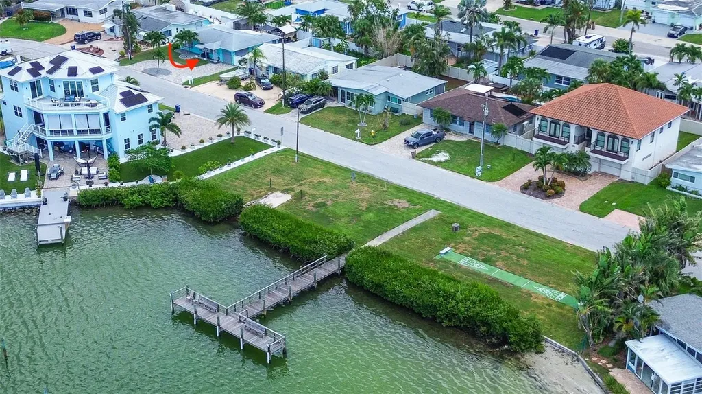 725 Sunset Cove Madeira Beach FL 33708
