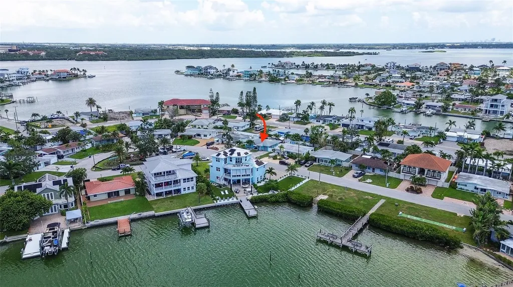 725 Sunset Cove Madeira Beach FL 33708