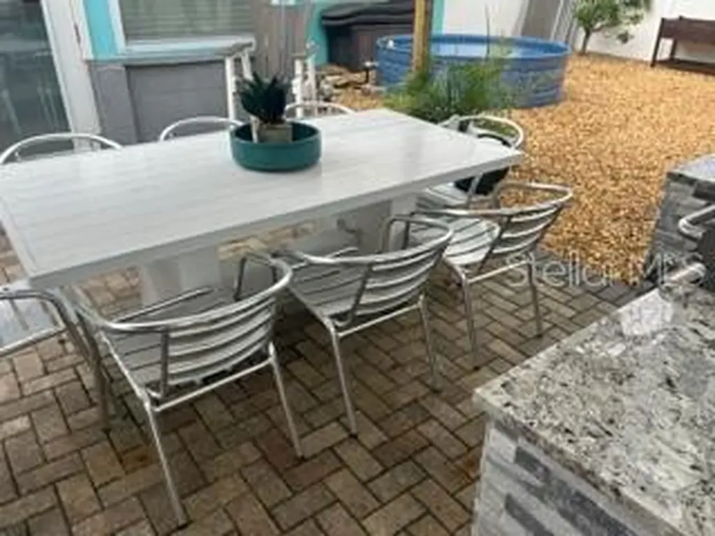725 Sunset Cove Madeira Beach FL 33708