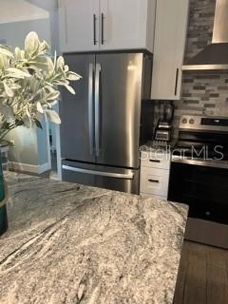 725 Sunset Cove Madeira Beach FL 33708