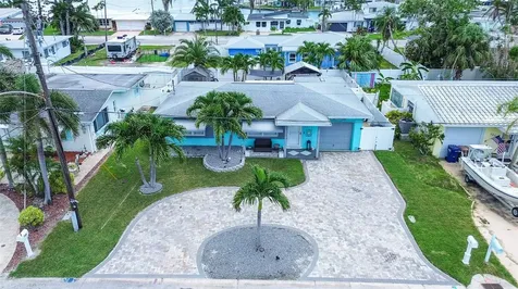 725 Sunset Cove Madeira Beach FL 33708
