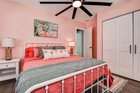 725 Sunset Cove Madeira Beach FL 33708