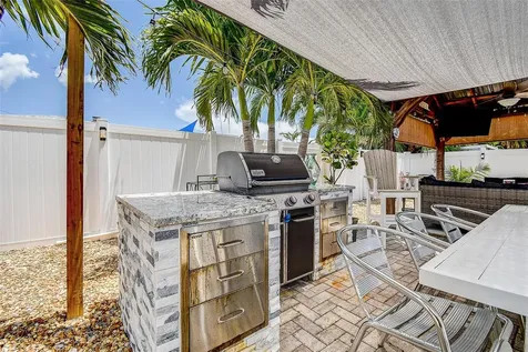 725 Sunset Cove Madeira Beach FL 33708