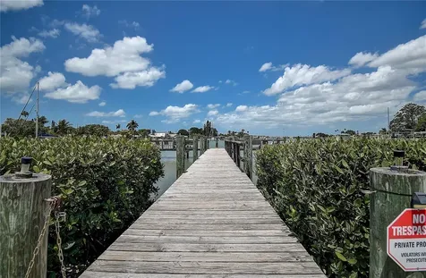 725 Sunset Cove Madeira Beach FL 33708