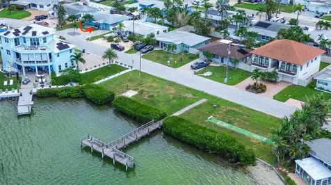 725 Sunset Cove Madeira Beach FL 33708