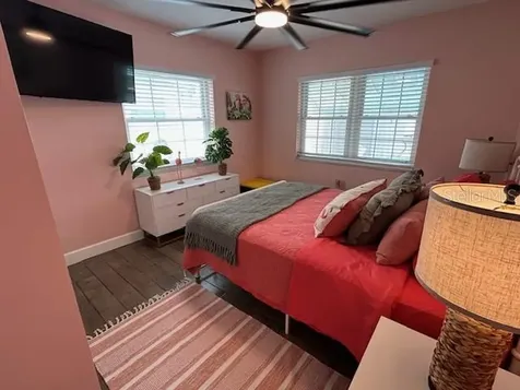 725 Sunset Cove Madeira Beach FL 33708