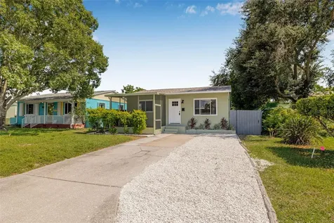 4812 34th Avenue N St Petersburg FL 33713