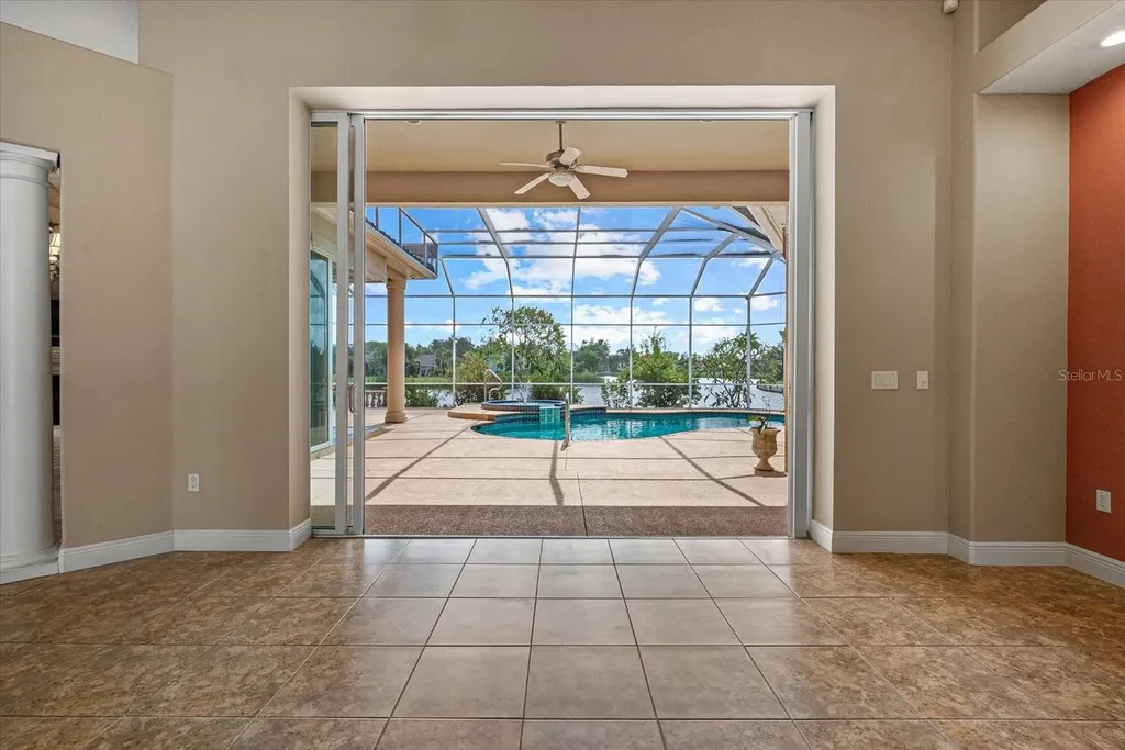 6165 9th Avenue Circle NE Bradenton FL 34212