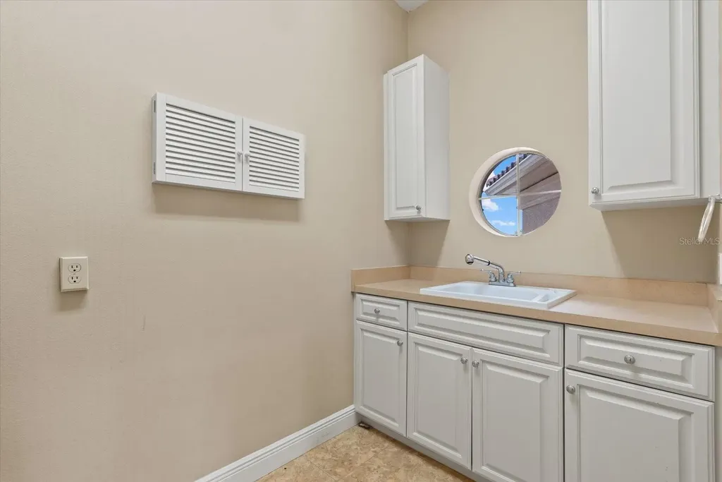 6165 9th Avenue Circle NE Bradenton FL 34212