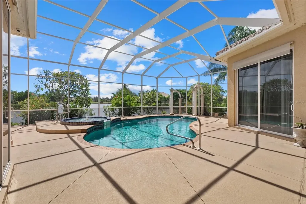 6165 9th Avenue Circle NE Bradenton FL 34212