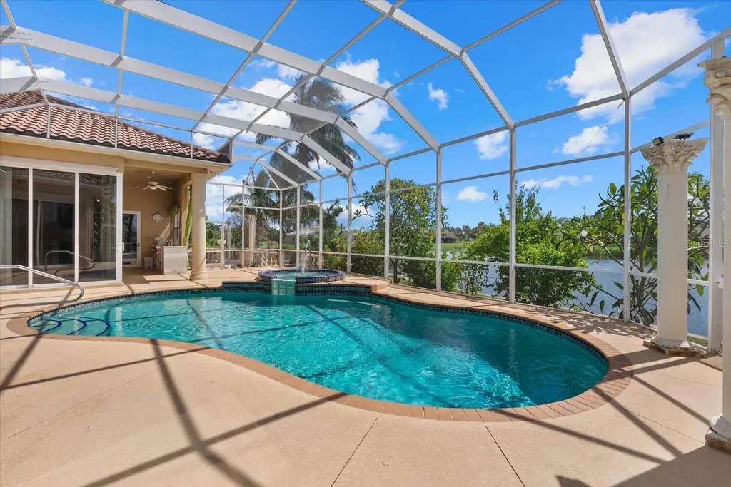 6165 9th Avenue Circle NE Bradenton FL 34212