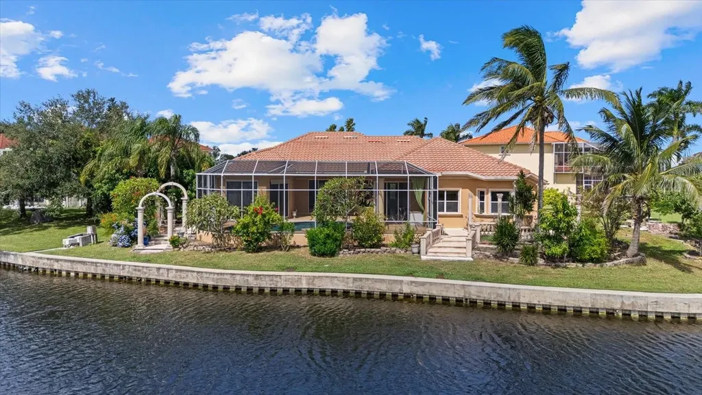 6165 9th Avenue Circle NE Bradenton FL 34212