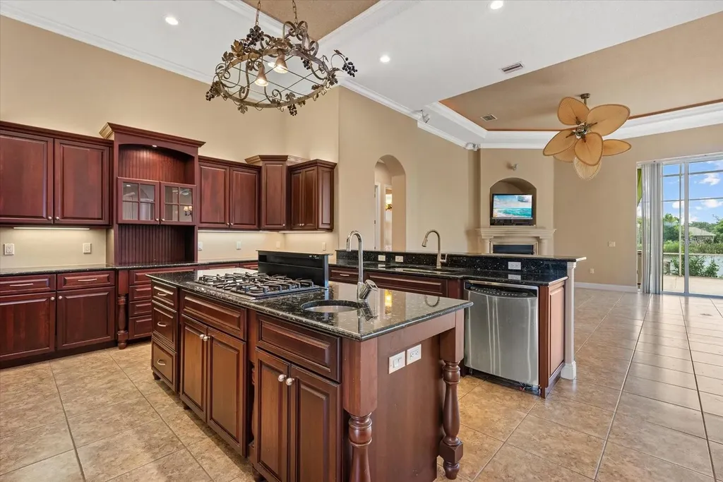 6165 9th Avenue Circle NE Bradenton FL 34212